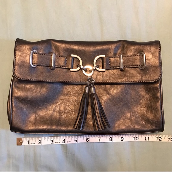 ELLE pewter convertible crossbody/clutch - Picture 2 of 4